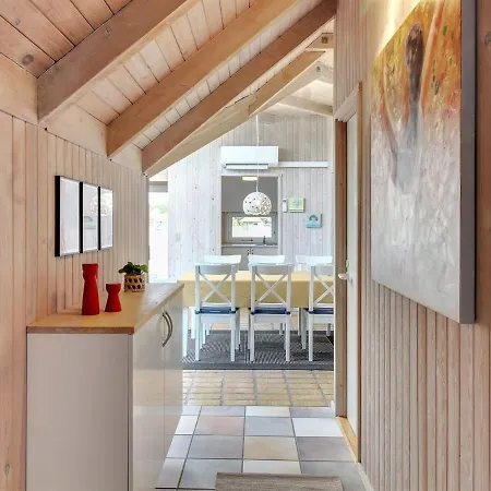 Dom wakacyjny Annukka - 1-2km From The Sea In Western Jutland By Interhome